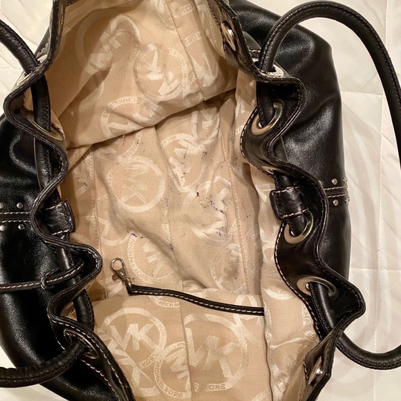 Michael Kors Purse - Picture 5 of 15